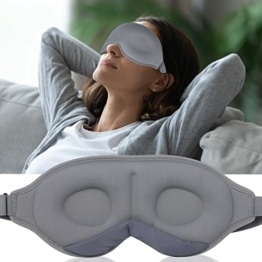 Schlafmaske fur Herren und Frauen, Eysilk 2022 Neues Upgrade 3D Tief Schlafbrille Bequem, Augenmaske fur Seitenschlafer, Atmungsaktive 100% Lichtblockierung ​Schlafmaske fur Reisen, Yoga(Grau) - 1